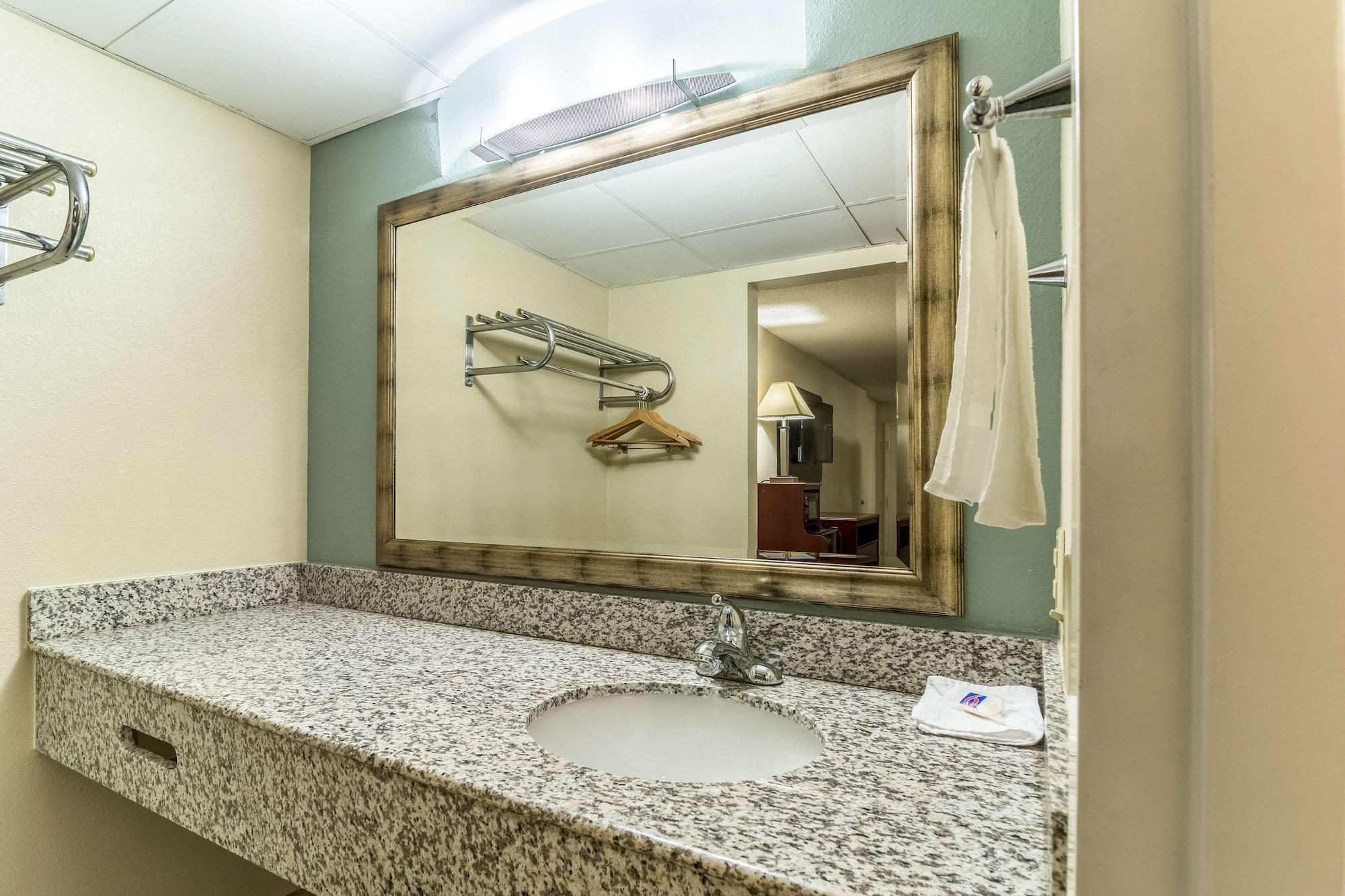 Motel 6-Kenly, Nc Εξωτερικό φωτογραφία