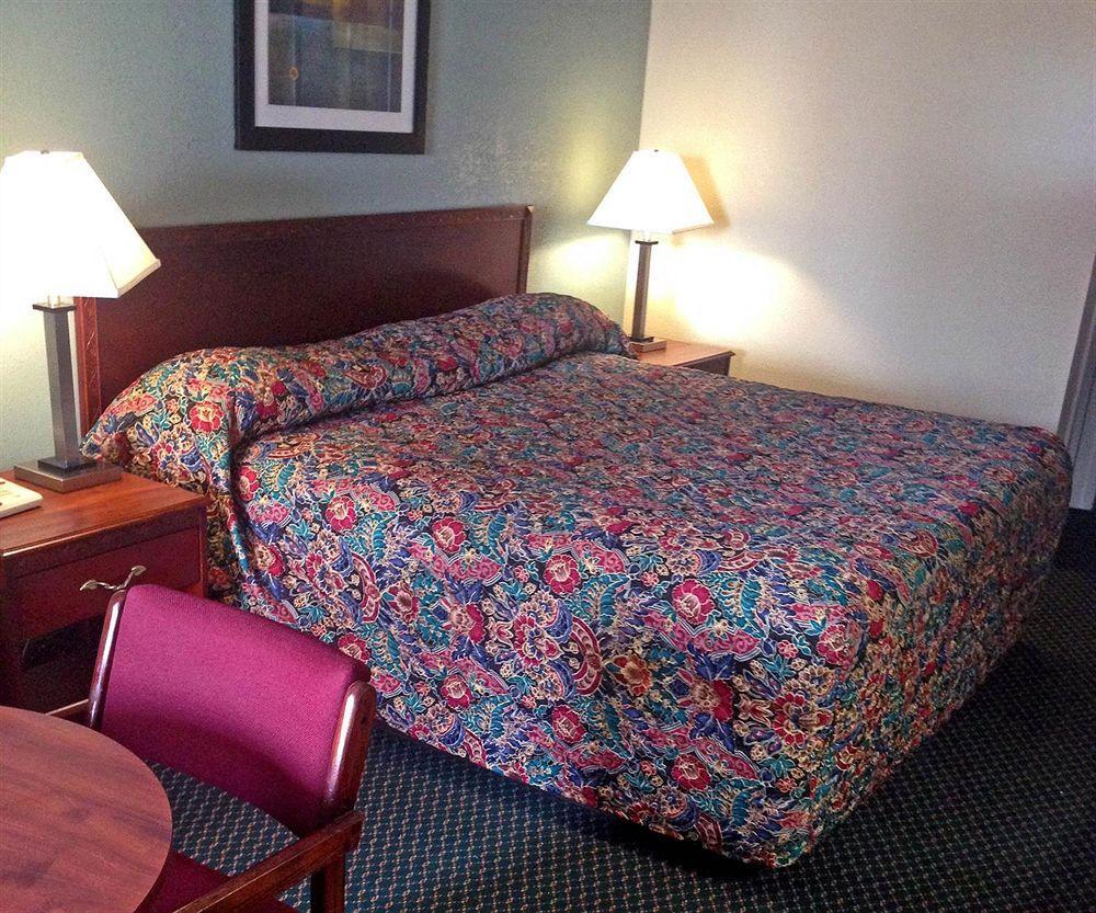 Motel 6-Kenly, Nc Εξωτερικό φωτογραφία