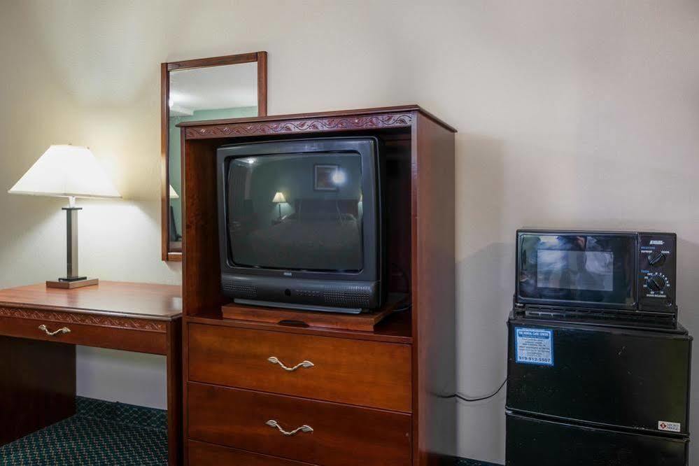 Motel 6-Kenly, Nc Εξωτερικό φωτογραφία