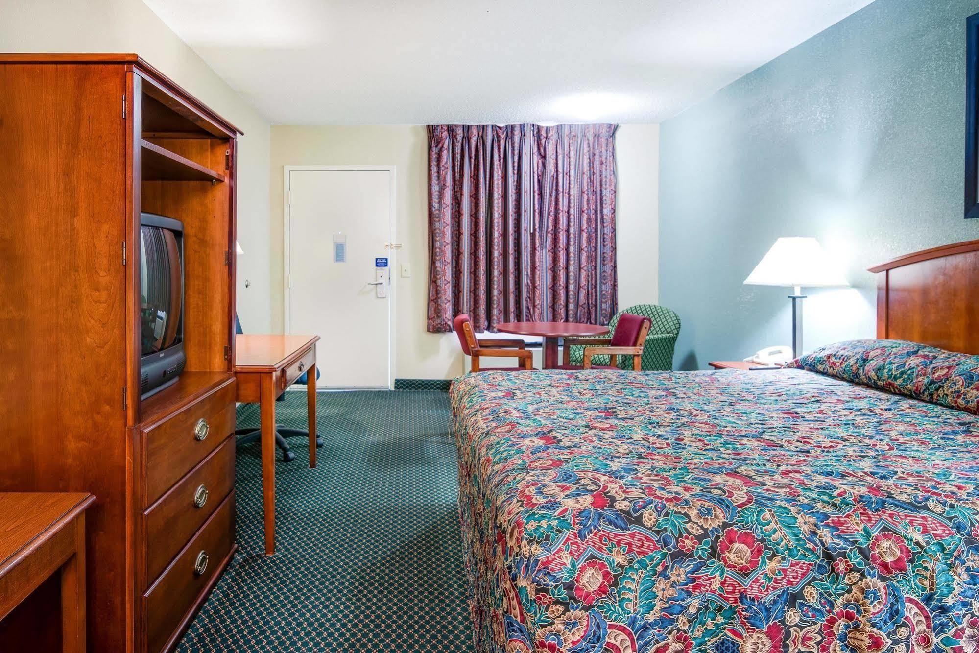 Motel 6-Kenly, Nc Εξωτερικό φωτογραφία